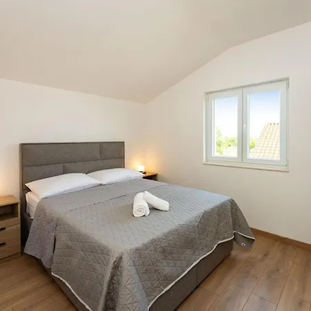 Holiday home 3 Bedroom Stunning In