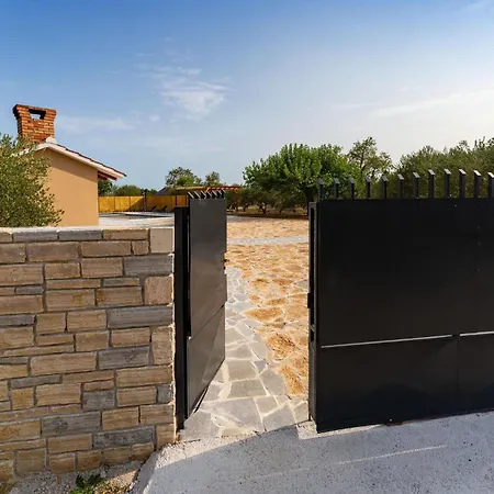 3 Bedroom Stunning In Holiday home
